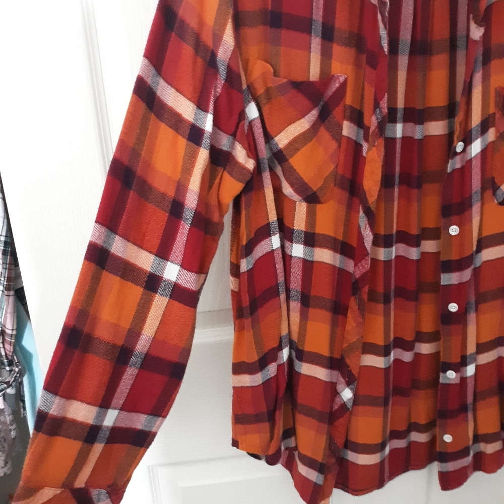 Flannel button down - Picture 2 of 6
